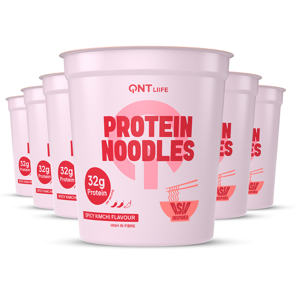 Protein Noodles QNT saveur kimchi épicé, nouilles riches en protéines au goût fermenté coréen, repas instantané prêt en 5 minutes