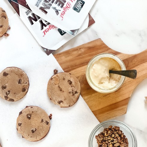 CHOCOLATE CACAO PROTEIN COOKIES