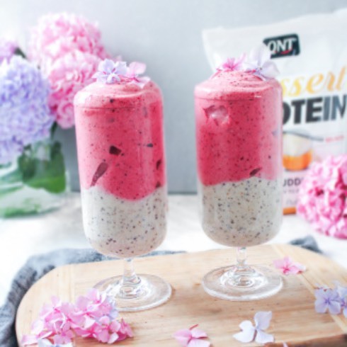 Summerish Vanilla Chia Pudding topped with berries ice cream Summerish Vanilla Chia Pudding topped with berries ice cream